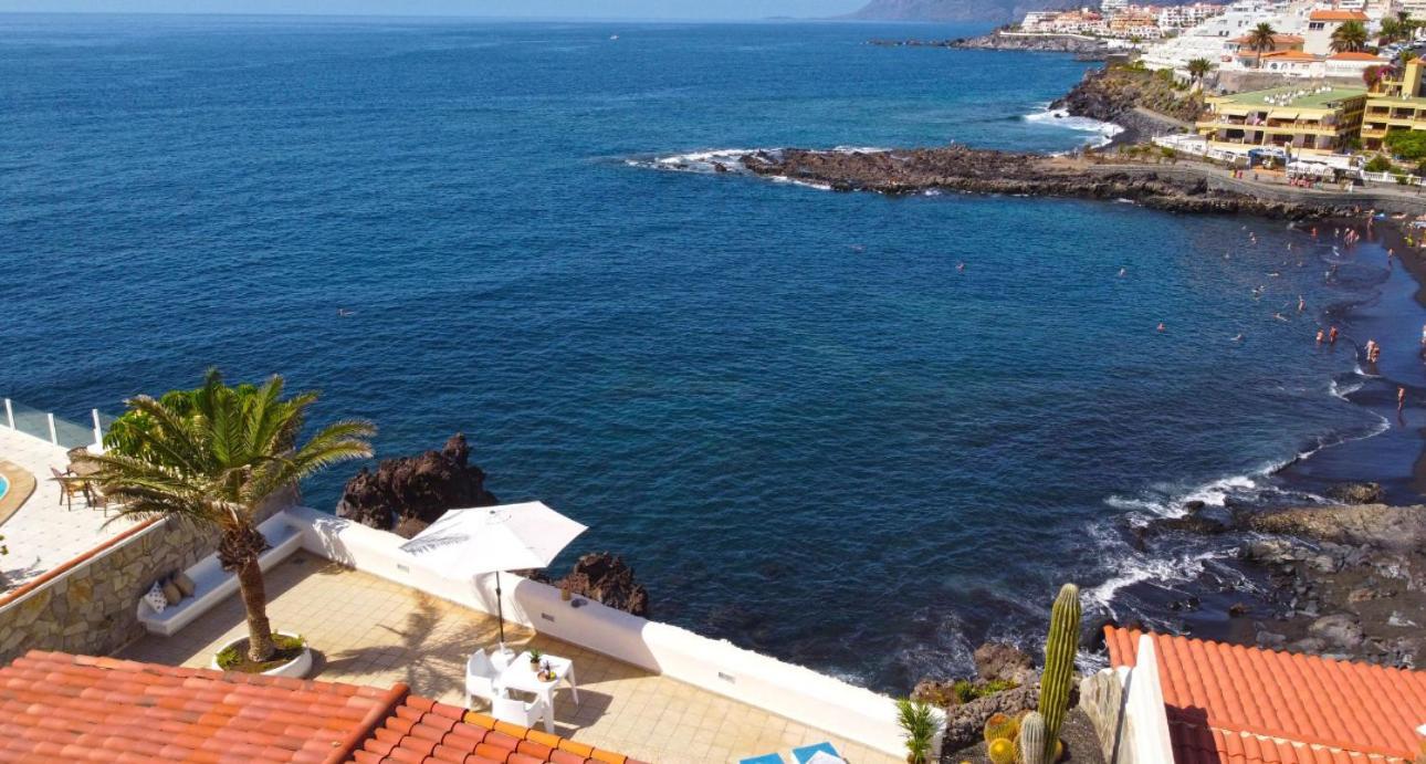 Beachfront Villa And Pool Пуэрто-де-Сантьяго Экстерьер фото